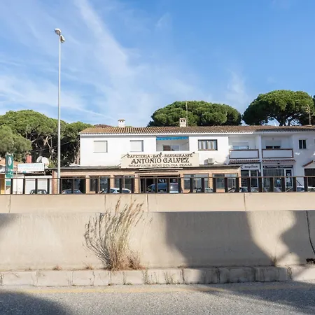 Apartamento 1st Line Complex