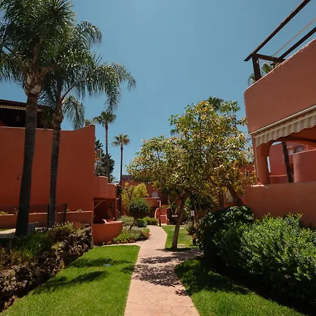 1st Line Complex Marbella